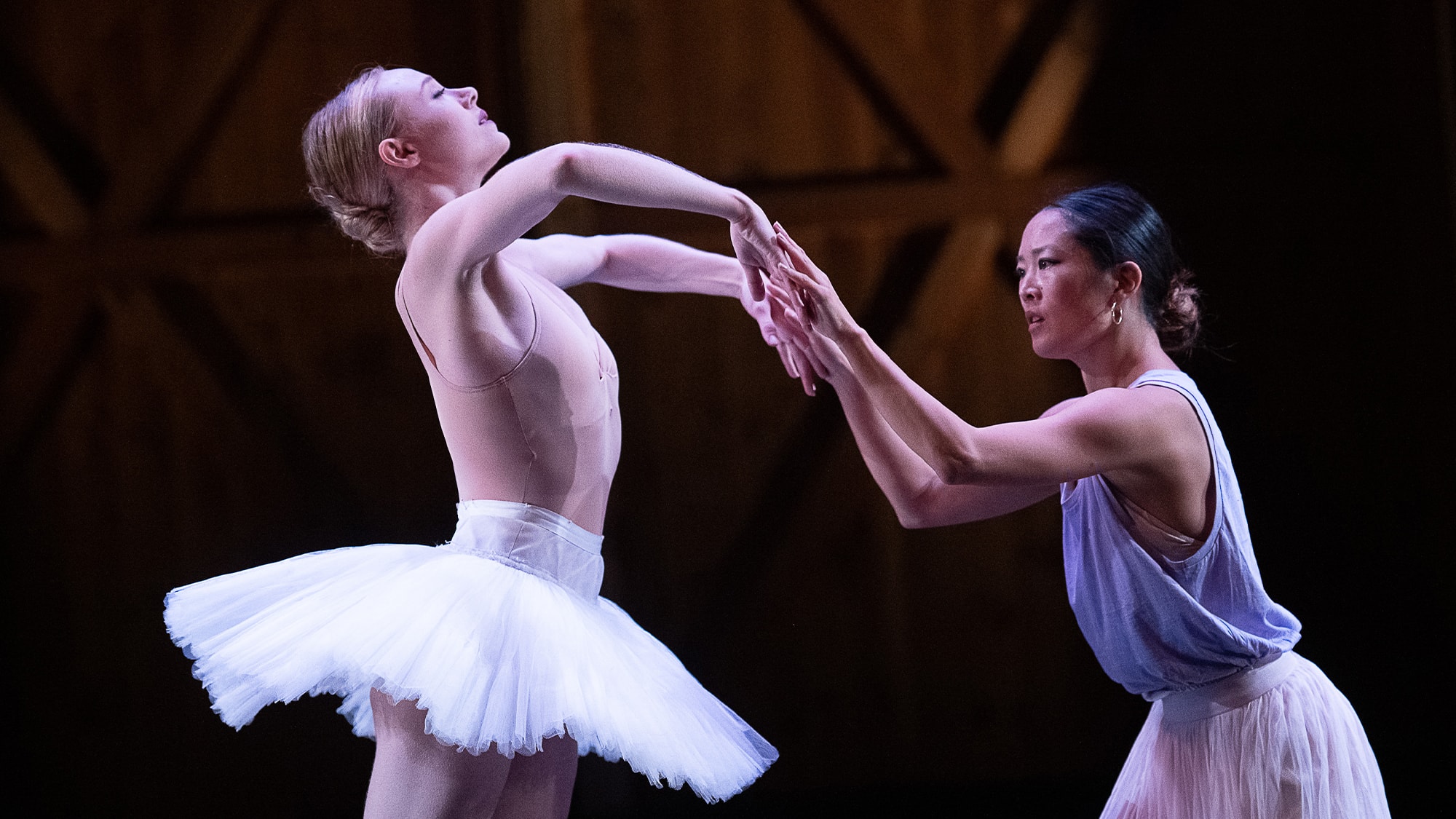 Sara Mearns & Honji Wang of Sara Mearns: Beyond Ballet in “No.1”; photo Christopher Duggan